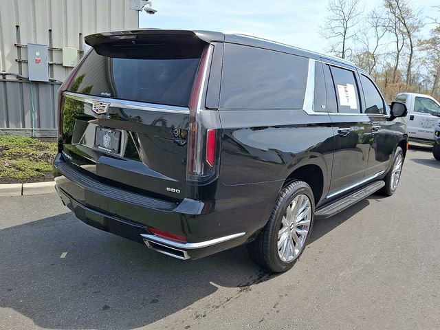 Used 2023 Cadillac Escalade ESV Premium Luxury AWD/4WD image 8