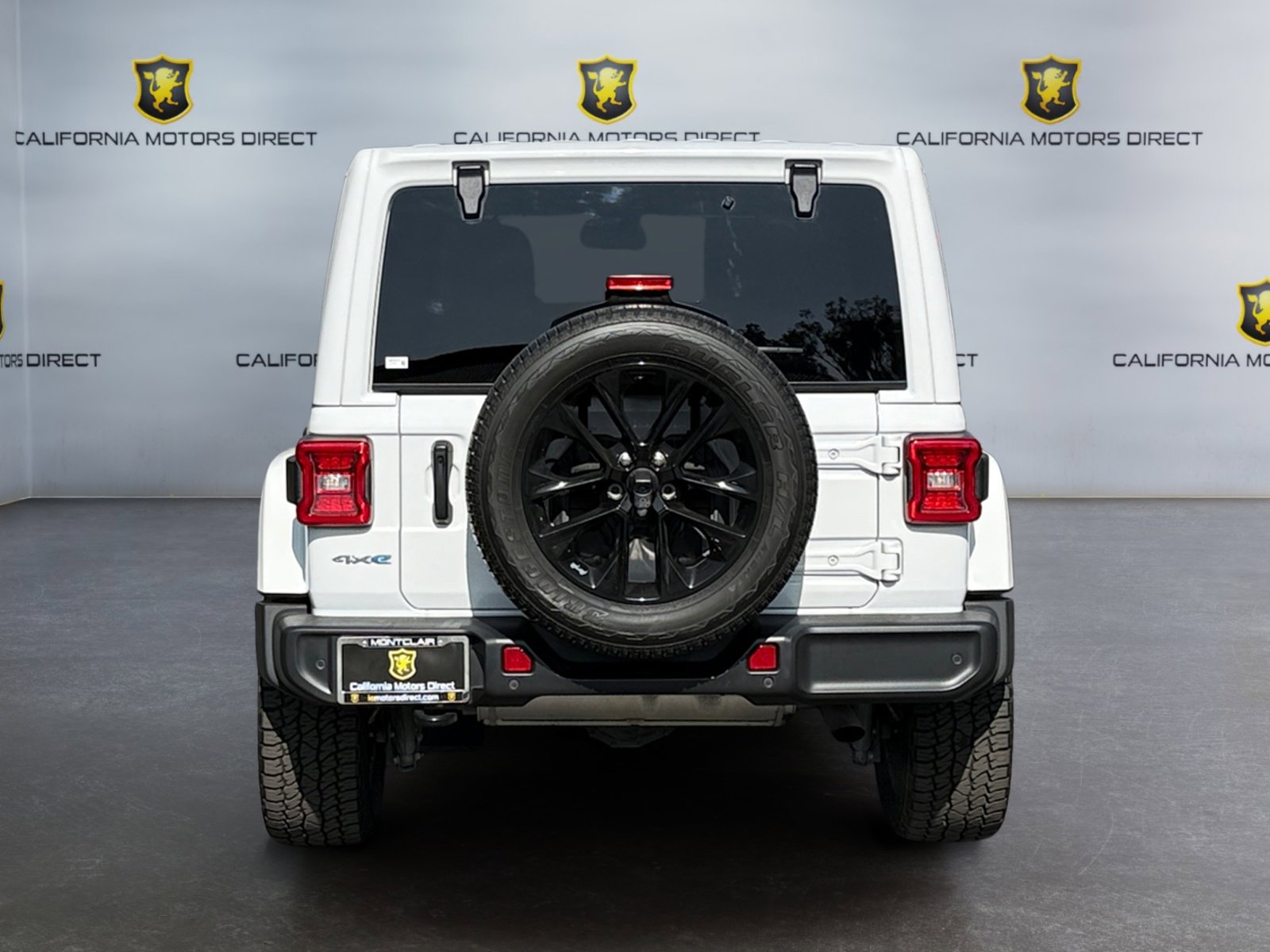 Used 2021 Jeep Wrangler Unlimited Sahara w/ Cold Weather Group image 4