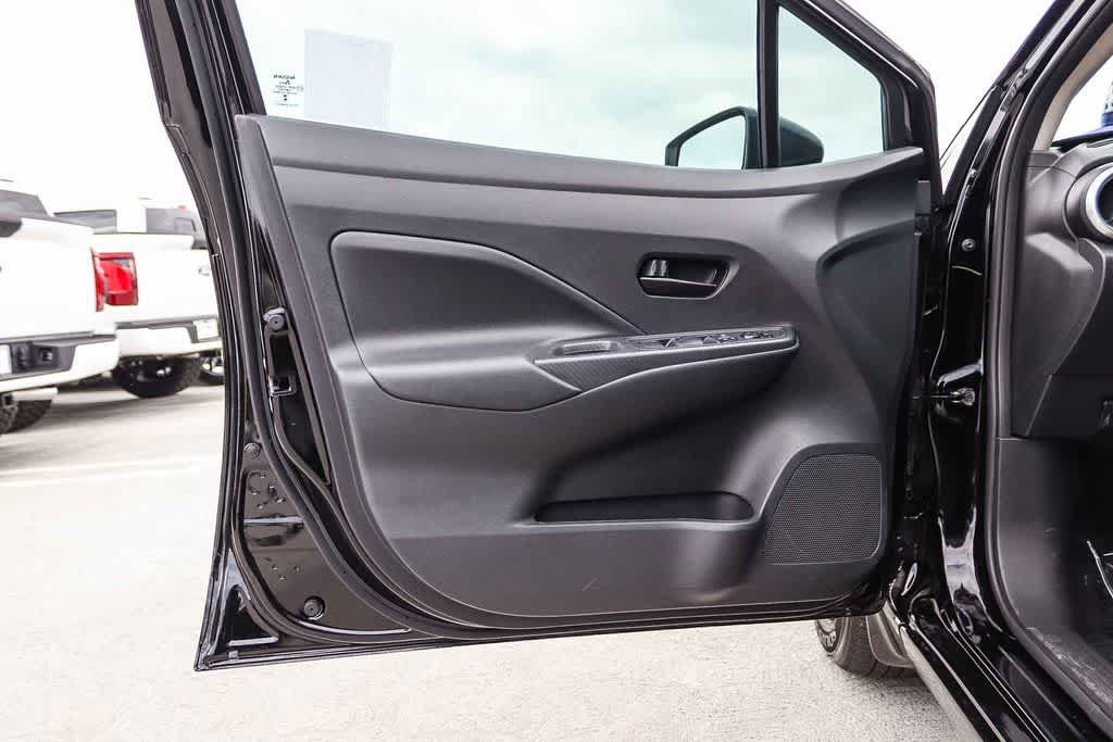 Used 2025 Nissan Versa S w/ Trunk Package FWD image 21