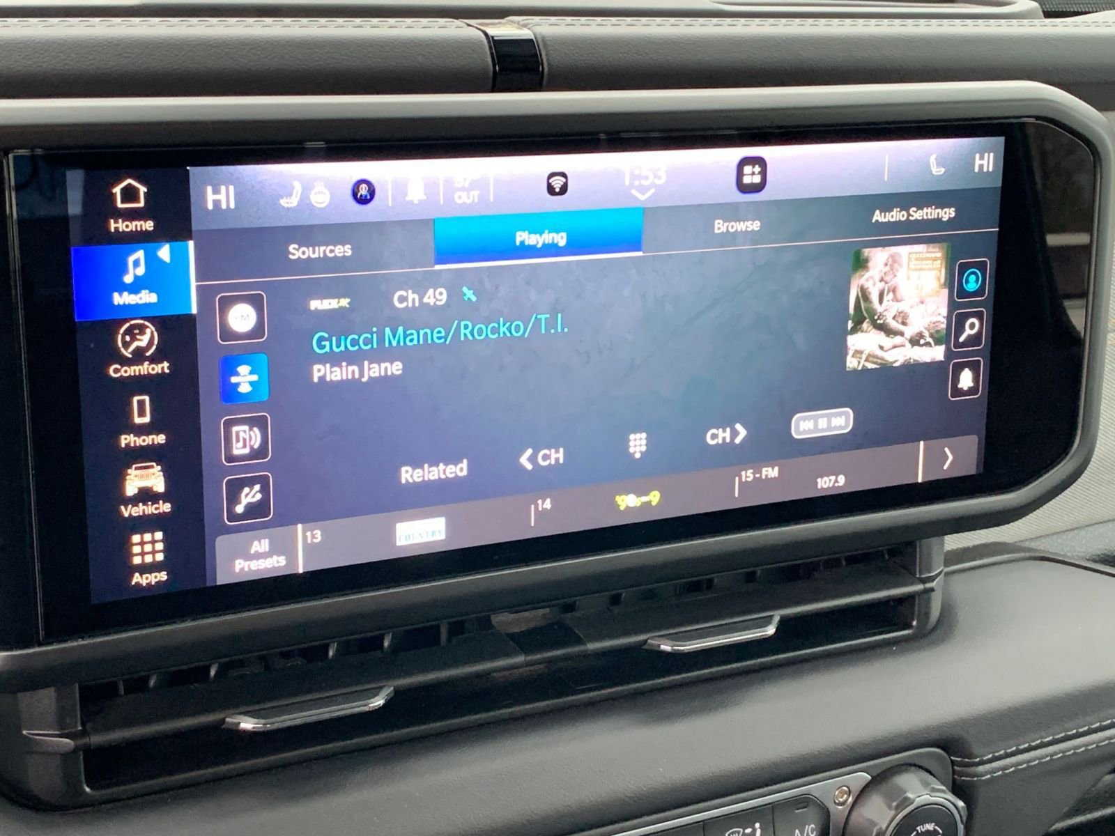 Used 2025 Jeep Wrangler Sahara image 21