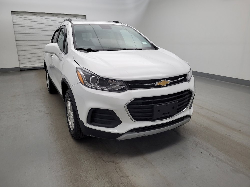 Used 2020 Chevrolet Trax LT w/ LT Convenience Package AWD/4WD image 14
