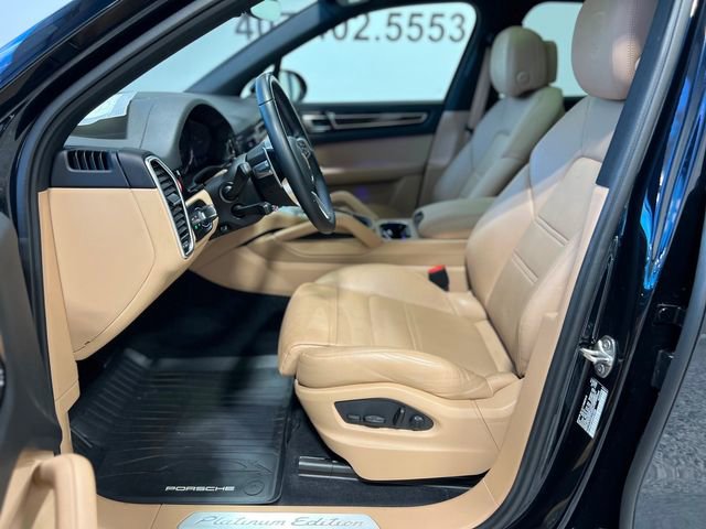 Used 2023 Porsche Cayenne Platinum Edition image 19