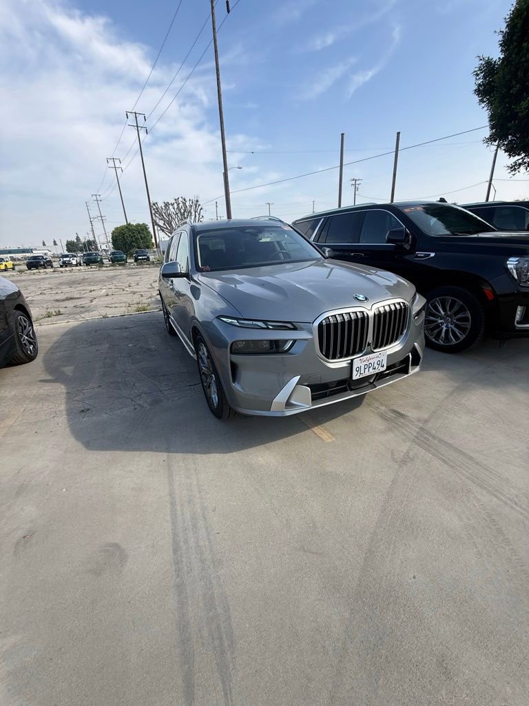 Used 2024 BMW X7 xDrive40i image 19
