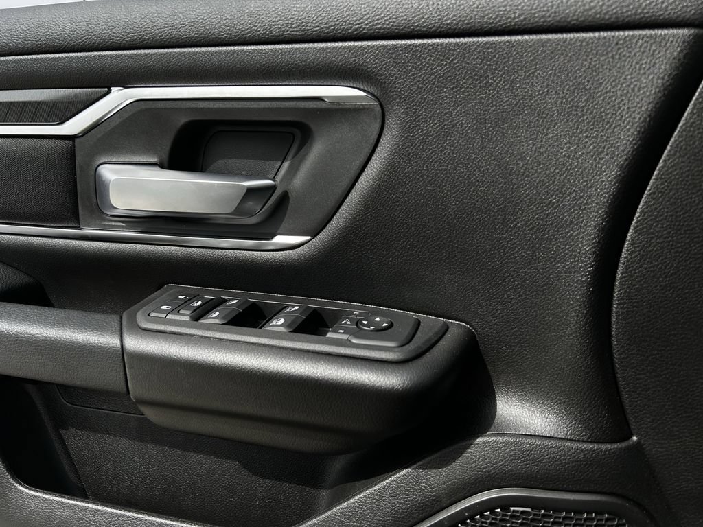 Used 2026 RAM 1500 Lone Star RWD image 28