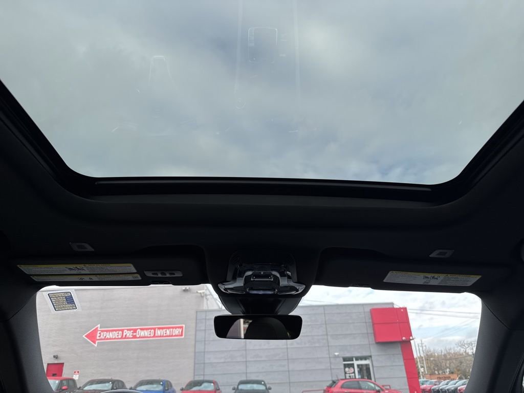 New 2025 Alfa Romeo Tonale Intensa image 16