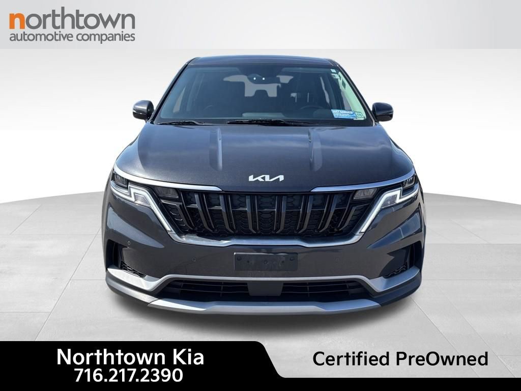 Certified 2024 Kia Carnival EX image 3