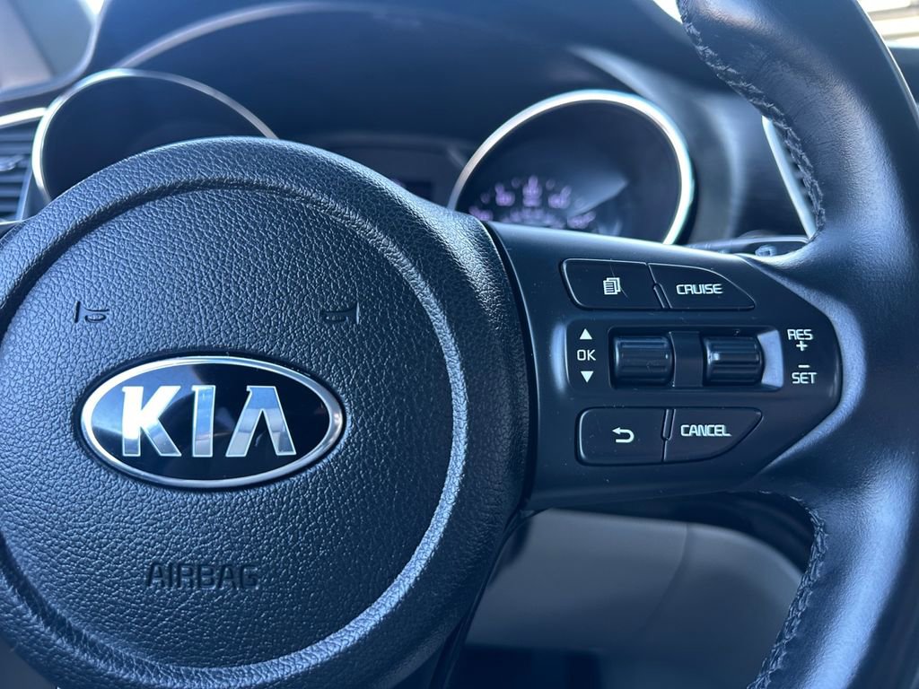 Used 2019 Kia Sedona EX image 23