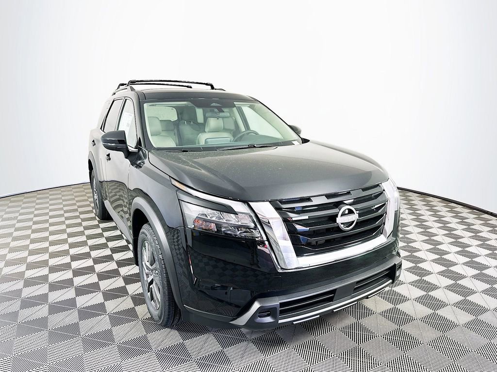 New 2025 Nissan Pathfinder SV w/ Cargo Package image 3