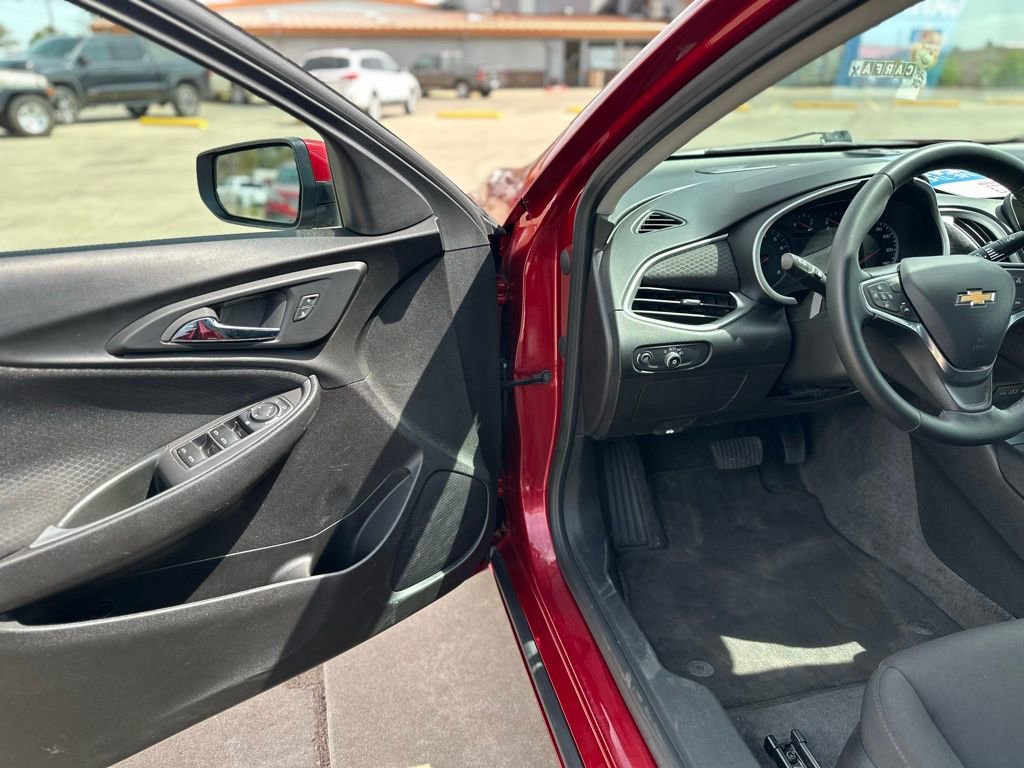 Used 2024 Chevrolet Malibu RS image 13