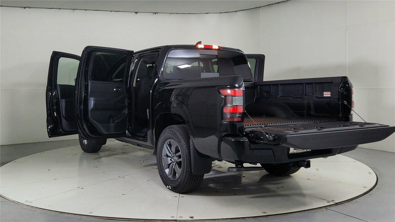 New 2026 Nissan Frontier SV w/ All-Weather Content Package image 11
