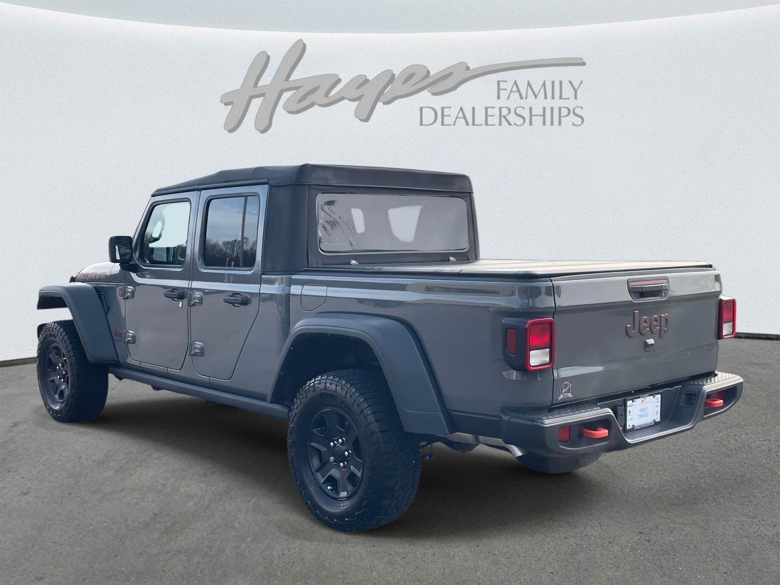 Used 2023 Jeep Gladiator Mojave image 32