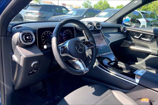 Used 2026 Mercedes-Benz GLC 300 4MATIC image 14