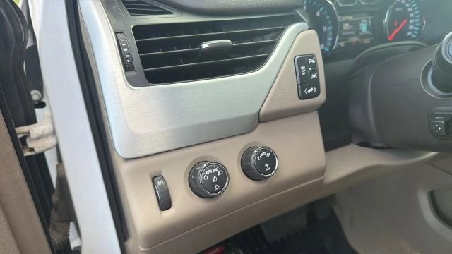 Used 2018 GMC Yukon XL SLT AWD/4WD image 15
