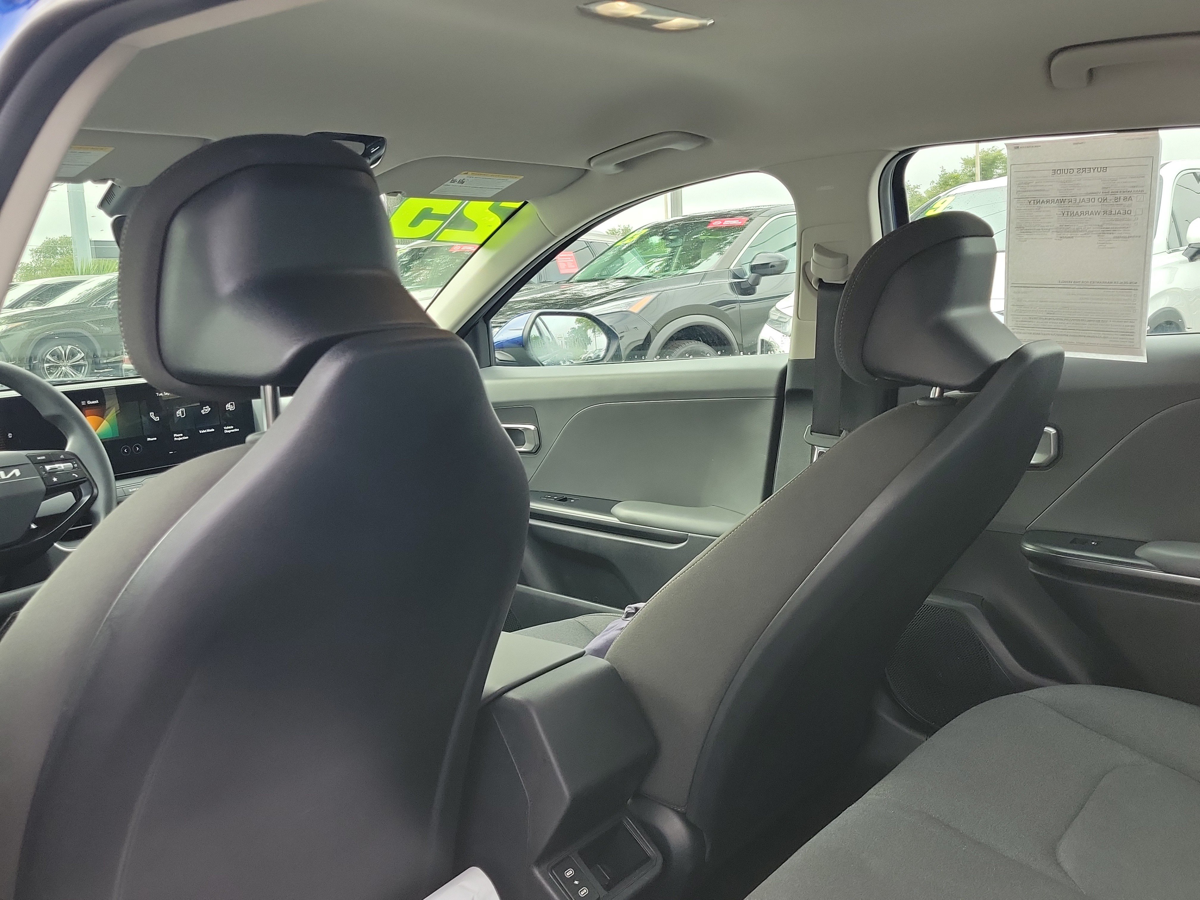 Used 2025 Kia K4 FWD image 12