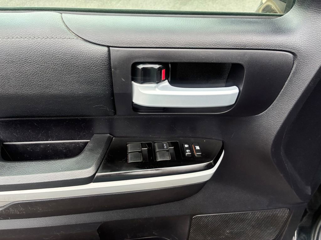 Used 2020 Toyota Tundra SR5 w/ TRD Off-Road Package image 23