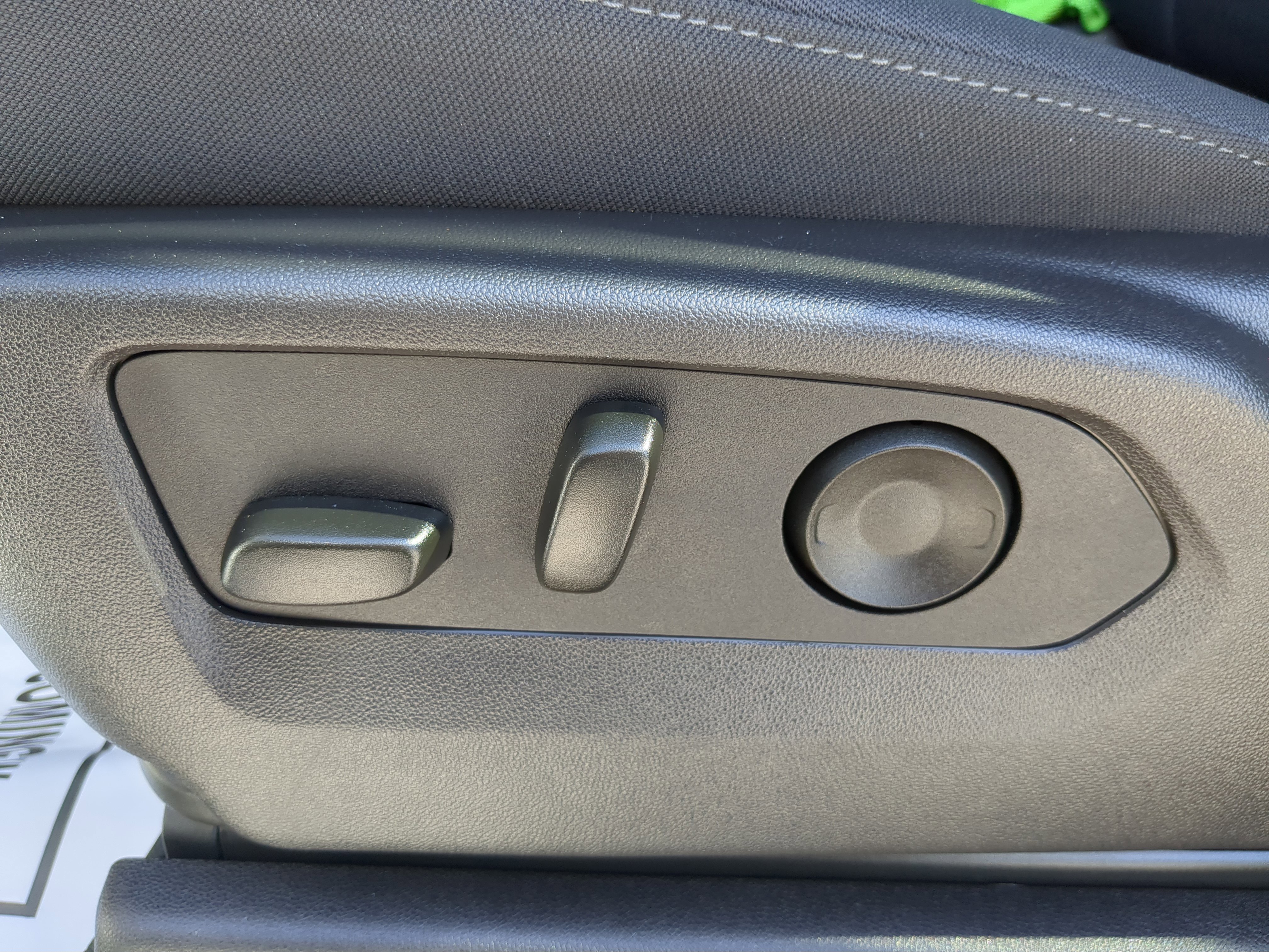 Certified 2025 Chevrolet Silverado 2500 Custom w/ Custom Value Package image 21