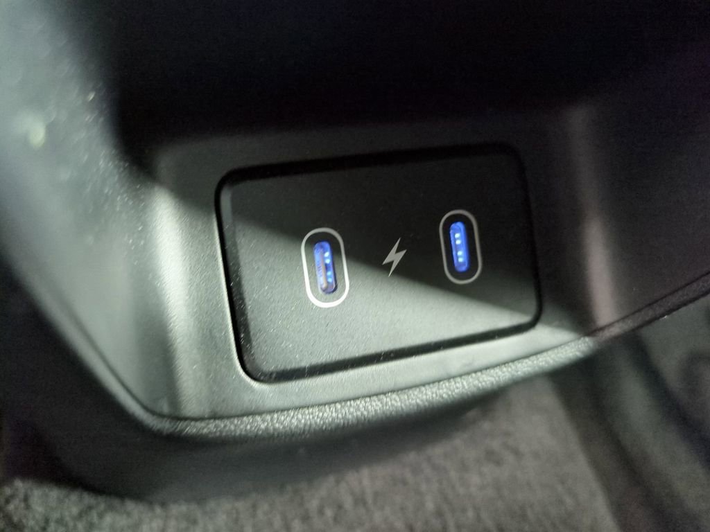 Certified 2024 Hyundai Elantra SEL image 15