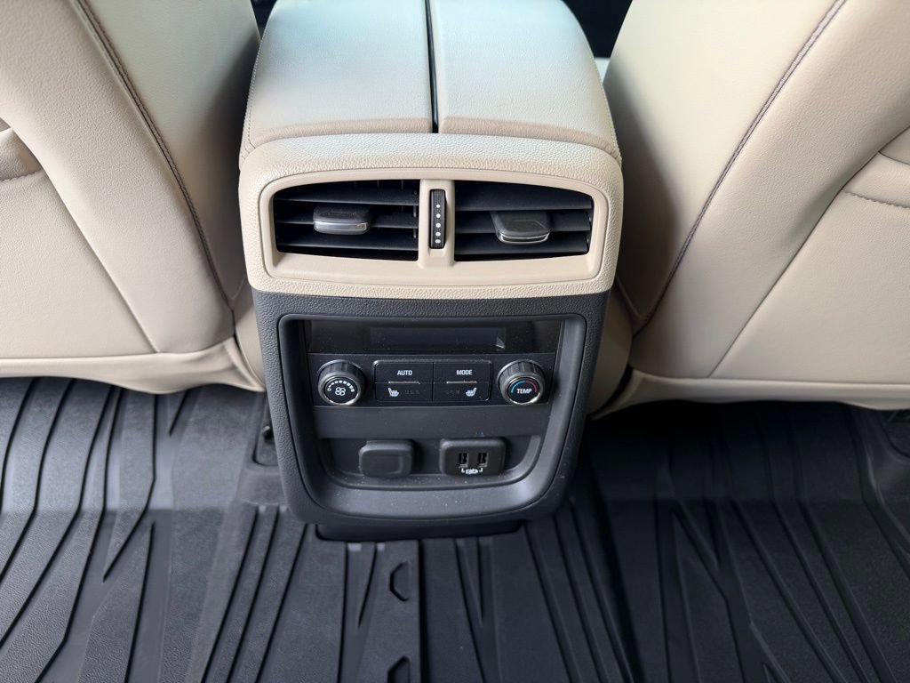 Used 2020 Buick Envision Premium image 18