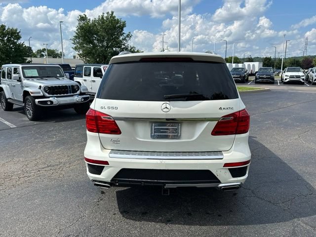 Used 2014 Mercedes-Benz GL 550 4MATIC image 11