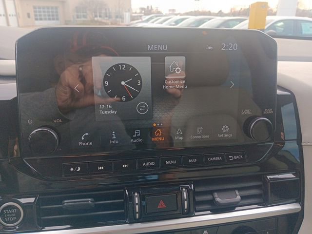 Used 2023 Nissan Pathfinder SL image 21