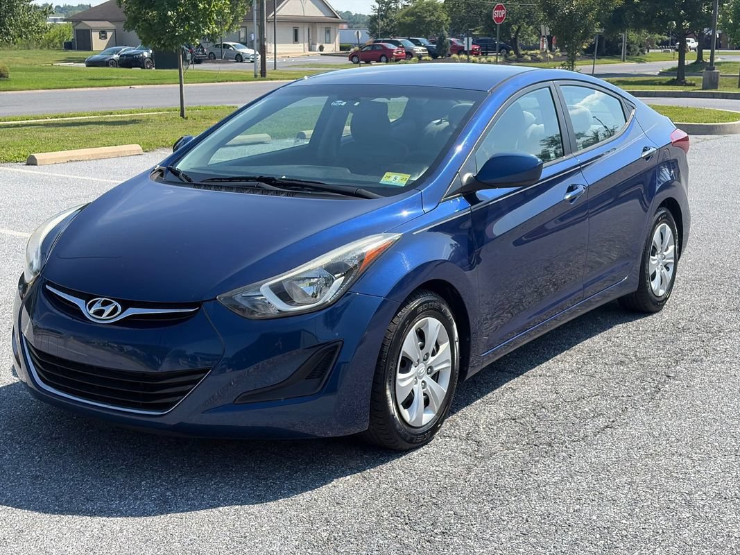 Used 2016 Hyundai Elantra SE FWD image 4