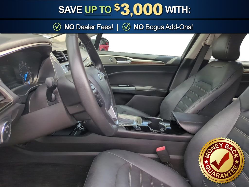 Used 2015 Ford Fusion SE w/ Equipment Group 202A FWD image 14