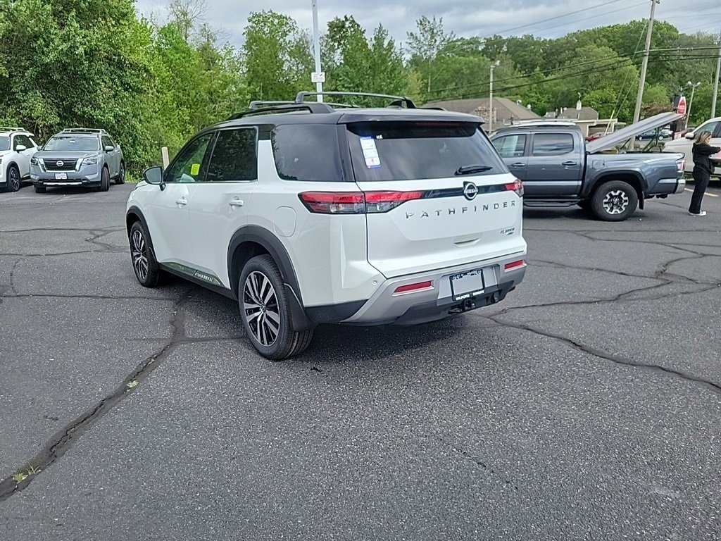 Certified 2025 Nissan Pathfinder Platinum w/ Cargo Package image 3