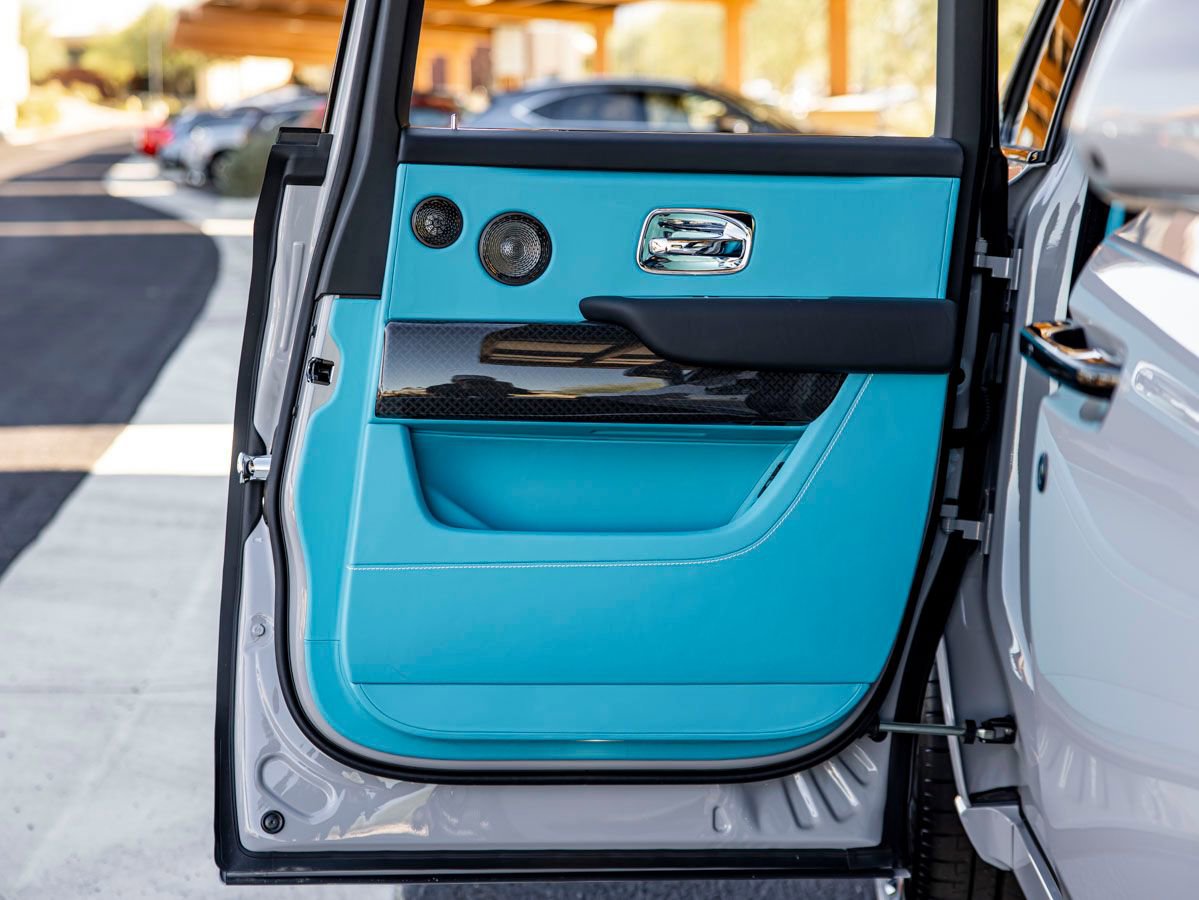 Certified 2025 Rolls-Royce Cullinan Black Badge image 29