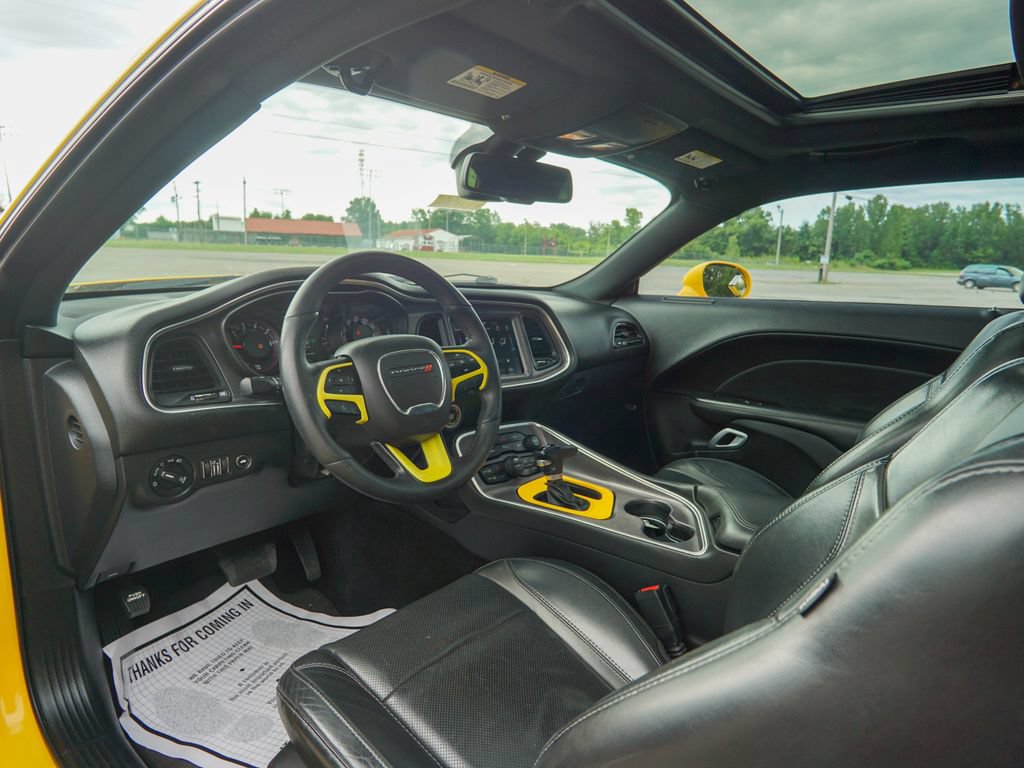 Used 2018 Dodge Challenger SXT Plus RWD image 11