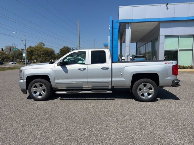 Used 2017 Chevrolet Silverado 1500 LTZ Z71 w/ LTZ Plus Package image 9