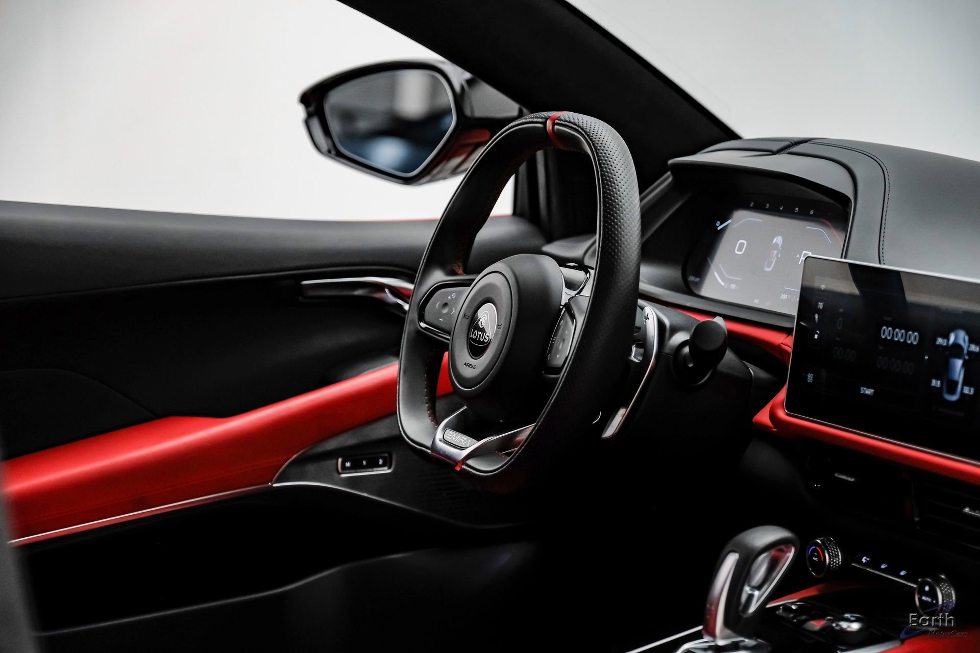 Used 2025 Lotus Emira RWD image 60