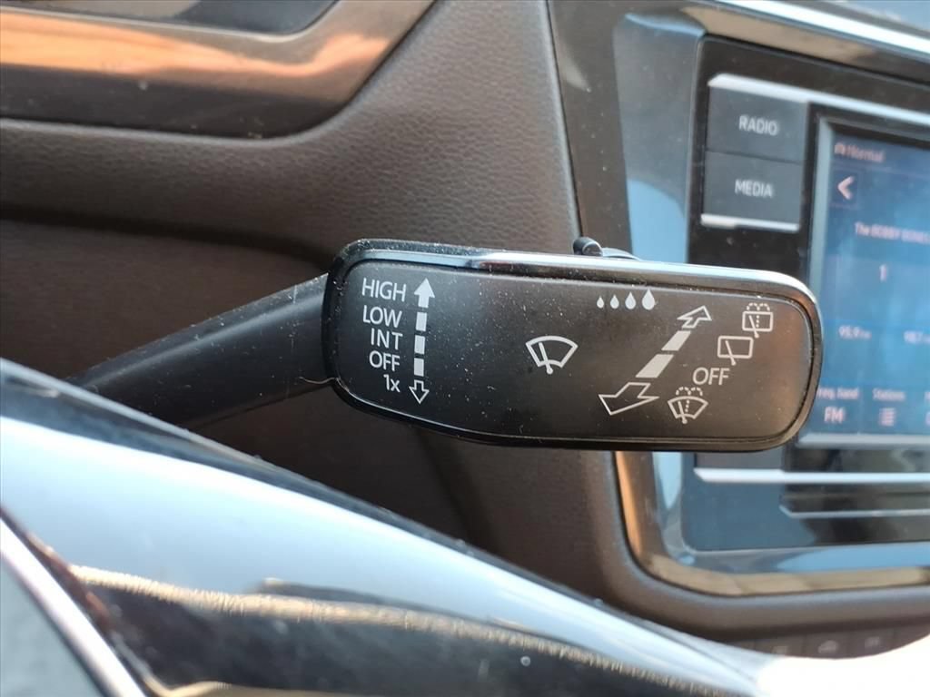 Used 2018 Volkswagen Tiguan S AWD/4WD image 22