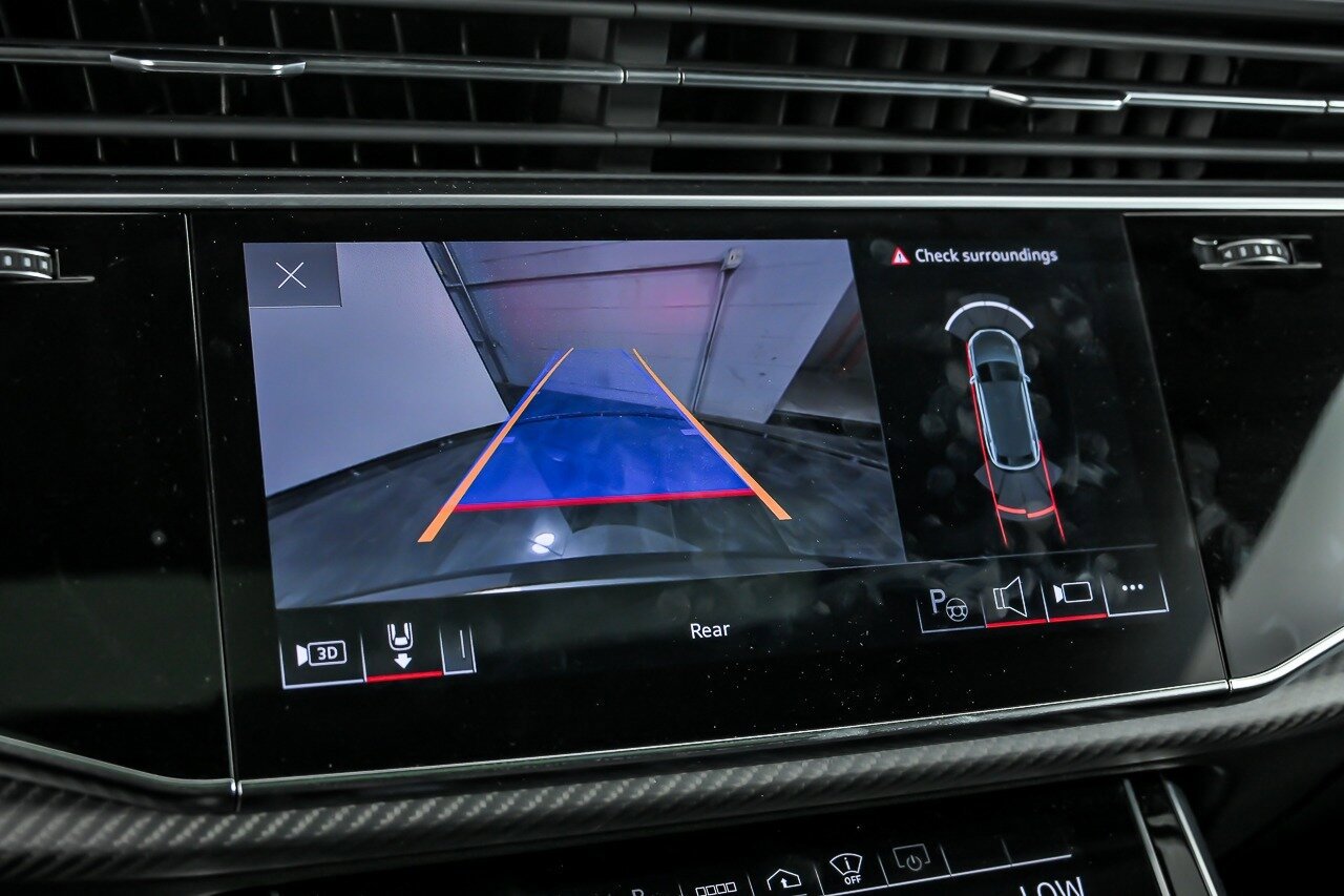 Used 2023 Audi RS Q8 AWD/4WD image 32