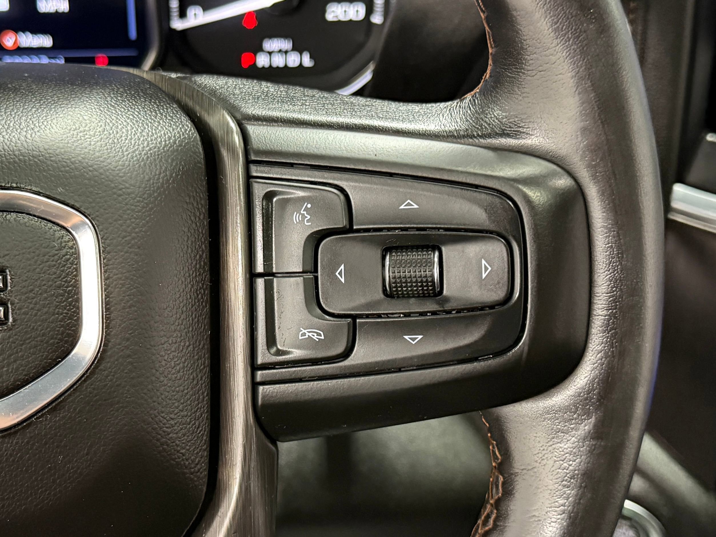 Used 2022 GMC Sierra 2500 AT4 w/ AT4 Premium Plus Package AWD/4WD image 21