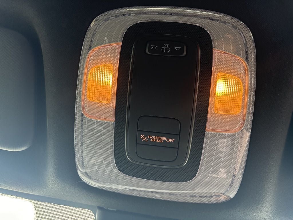 Certified 2025 Hyundai Elantra Sport FWD image 33