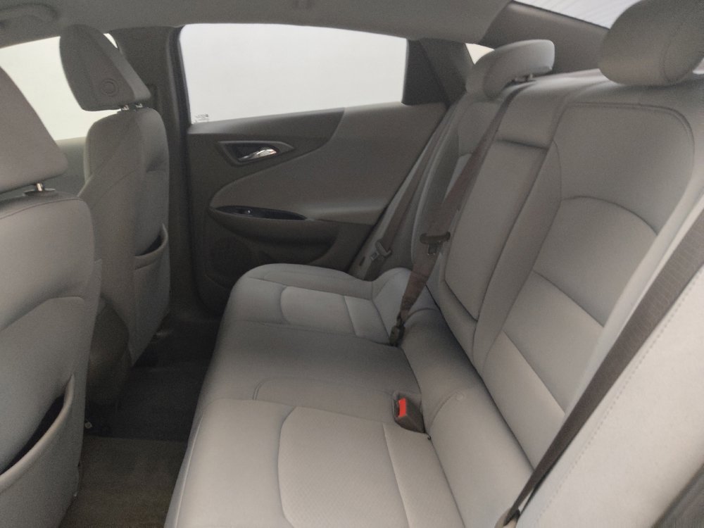 Used 2016 Chevrolet Malibu L image 18