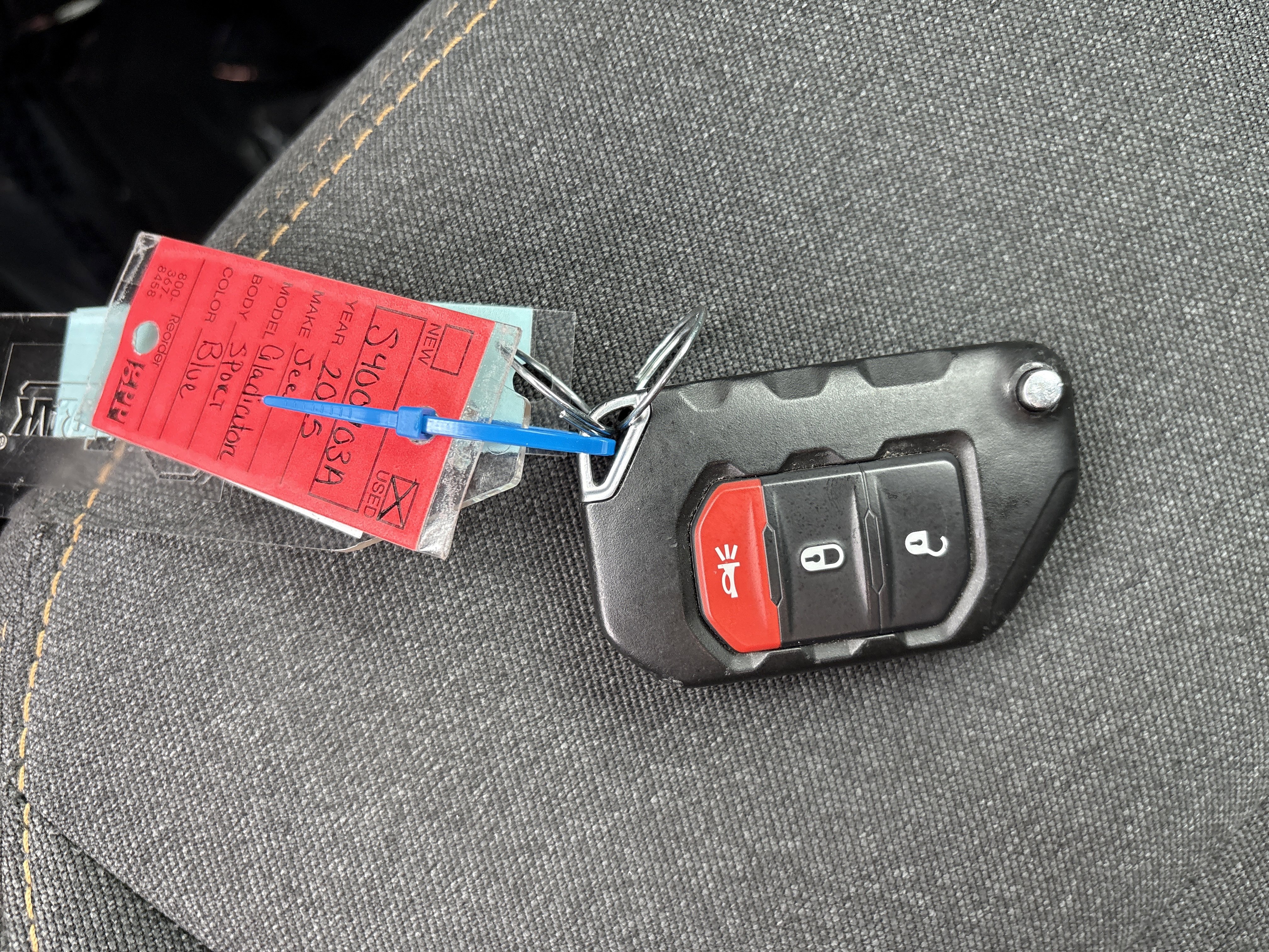 Certified 2025 Jeep Gladiator Nighthawk image 36