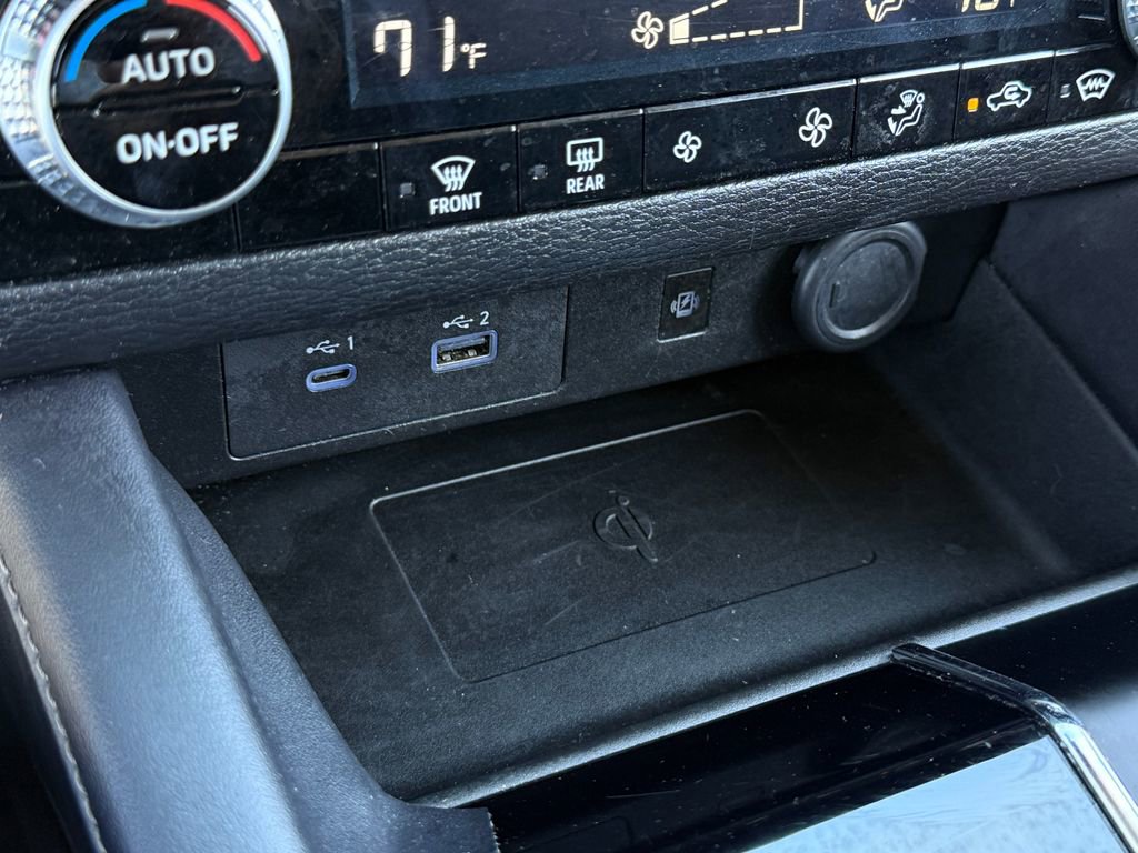 Used 2024 Mitsubishi Outlander SE image 28