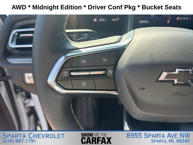Used 2025 Chevrolet Traverse LT w/ Midnight/Sport Edition AWD/4WD image 17