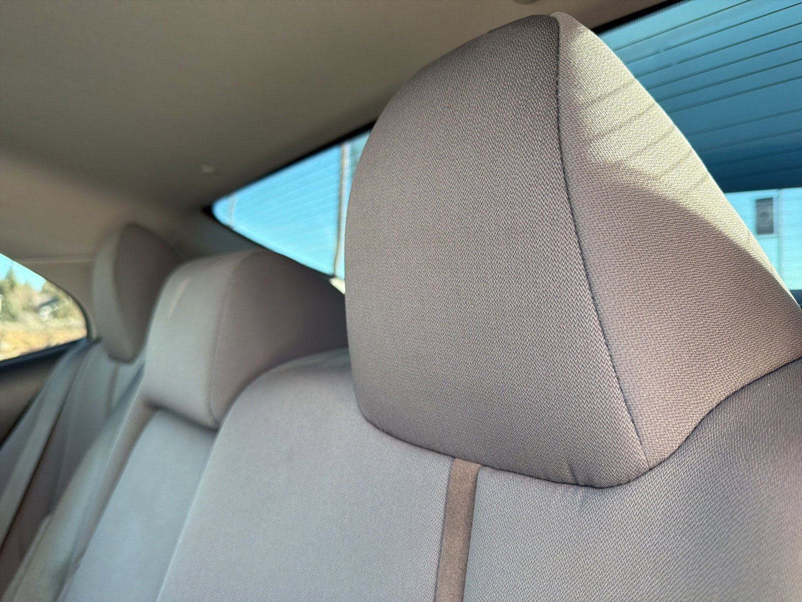 Used 2020 Toyota Camry LE image 23