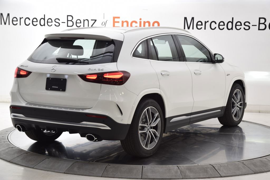 New 2026 Mercedes-Benz GLA 35 AMG 4MATIC image 6