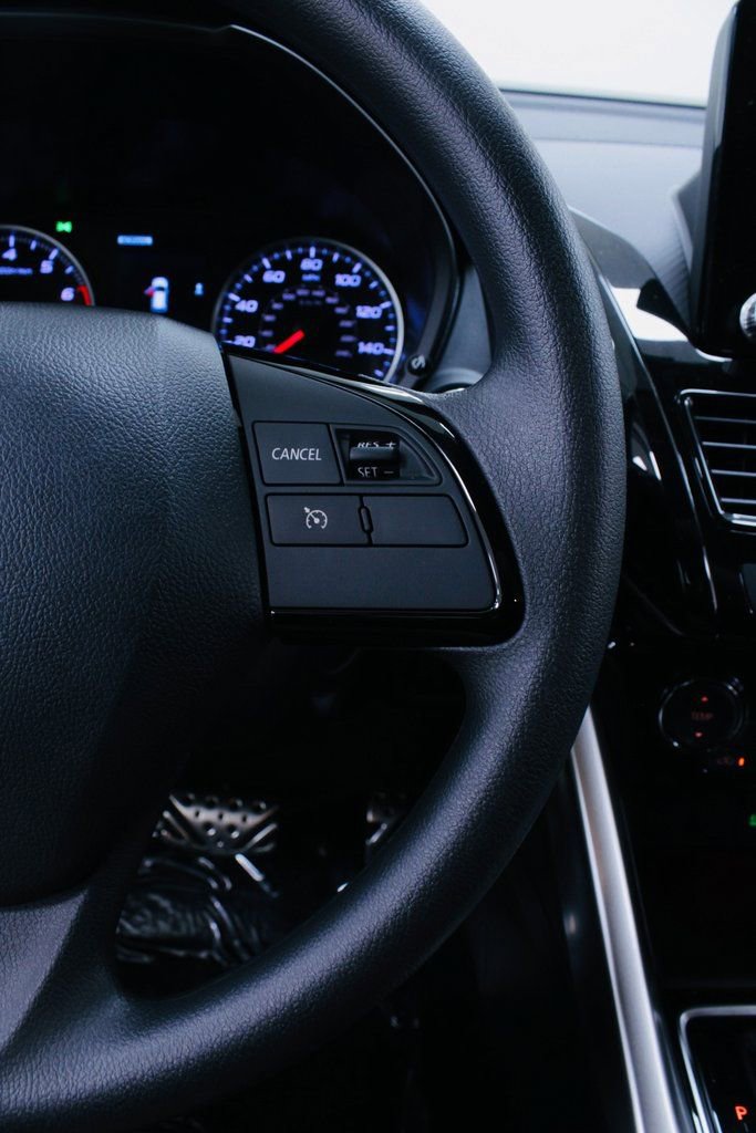 Used 2024 Mitsubishi Eclipse Cross Black Edition image 11