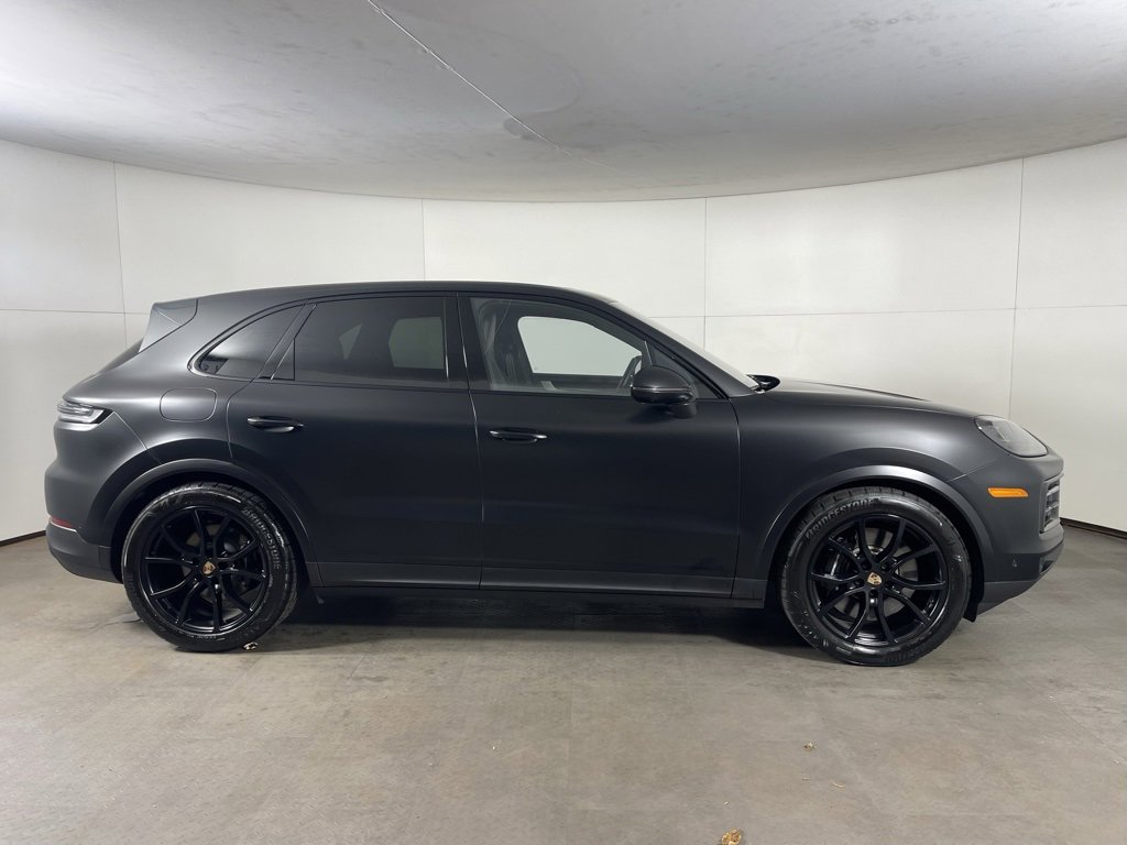 Certified 2025 Porsche Cayenne S image 6