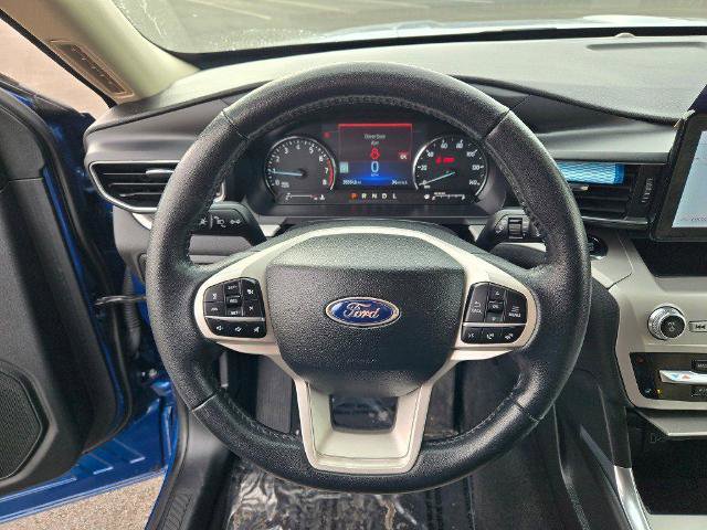 Certified 2023 Ford Explorer XLT w/ Equipment Group 202A AWD/4WD image 37