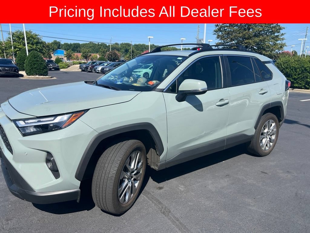 Used 2023 Toyota RAV4 XLE Premium FWD image 3