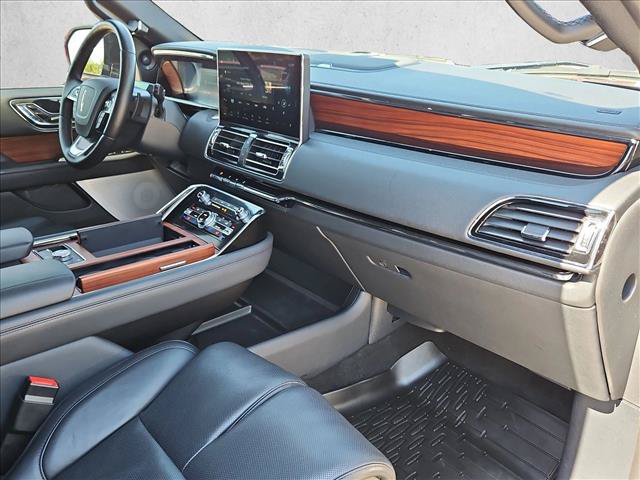 Used 2024 Lincoln Navigator L Reserve AWD/4WD image 24