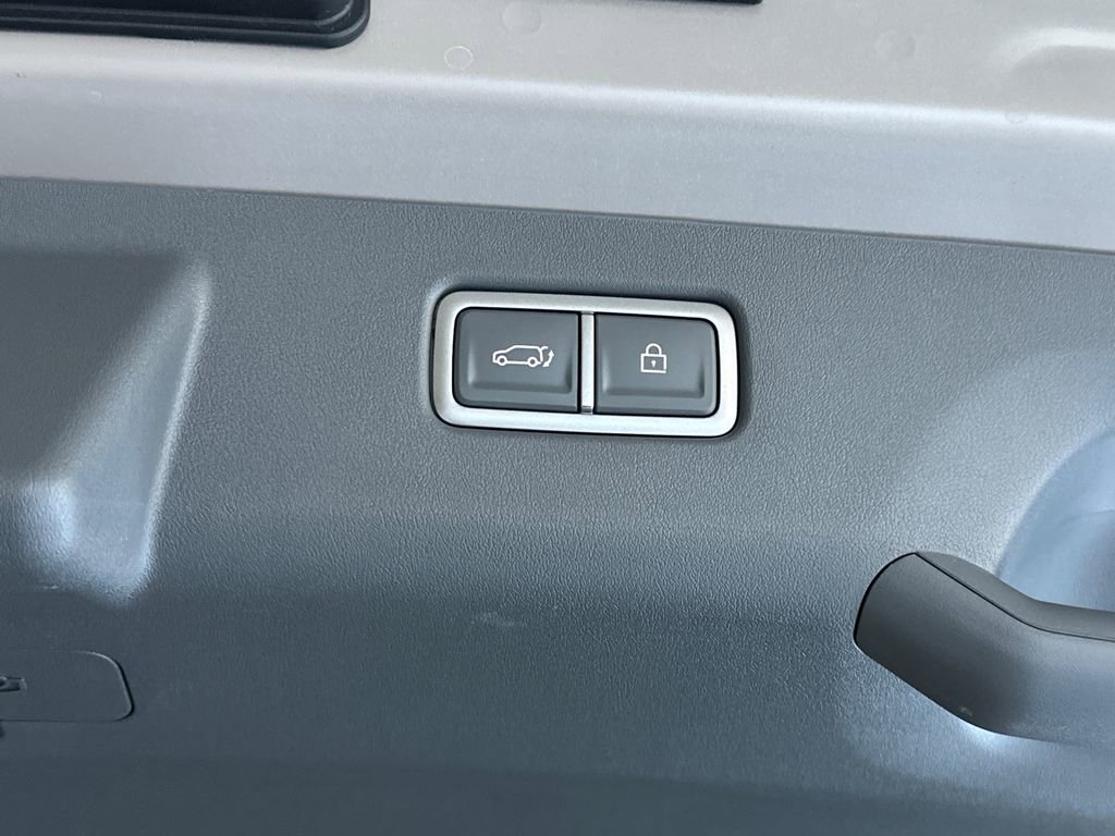 New 2026 Kia EV9 Land w/ Nightfall Edition Package image 6