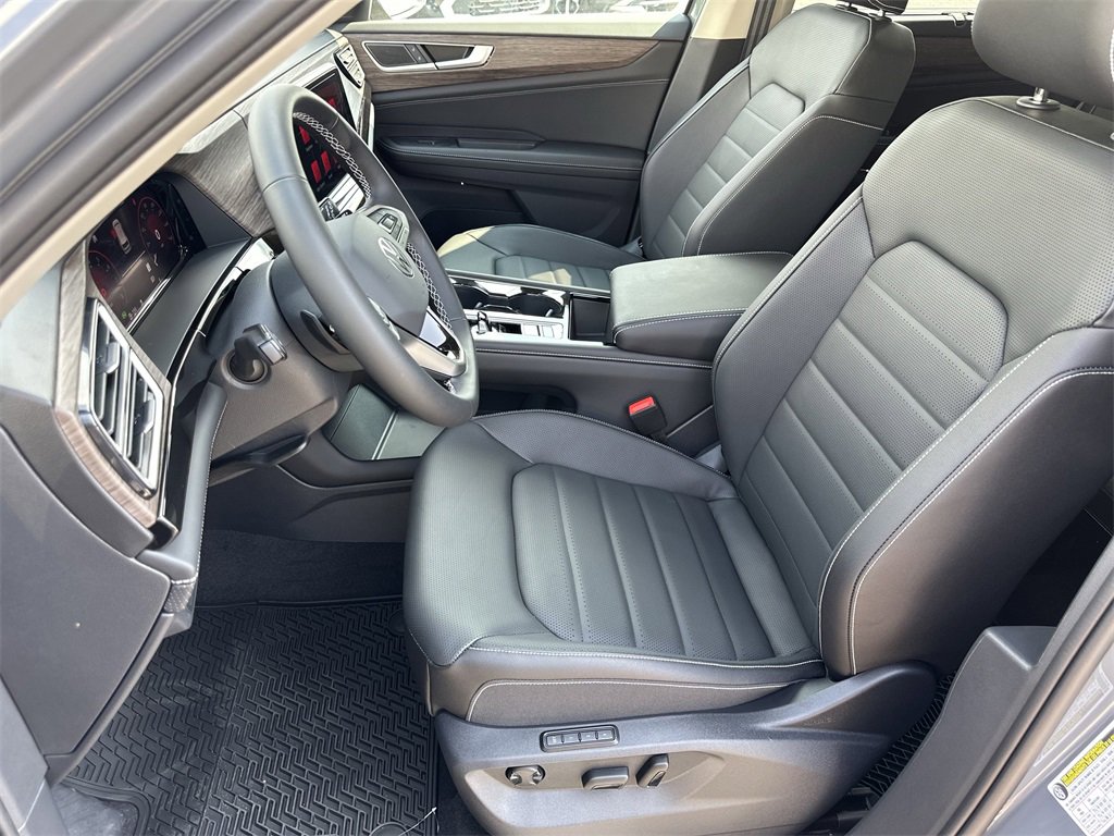 New 2026 Volkswagen Atlas SEL image 12