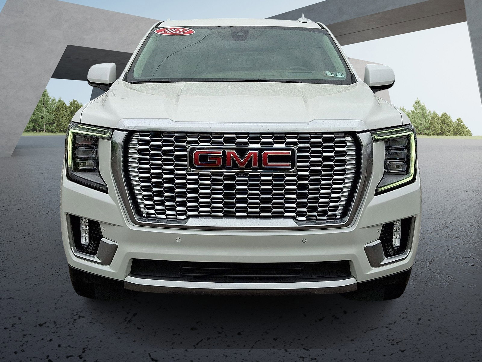 Used 2022 GMC Yukon Denali AWD/4WD image 2