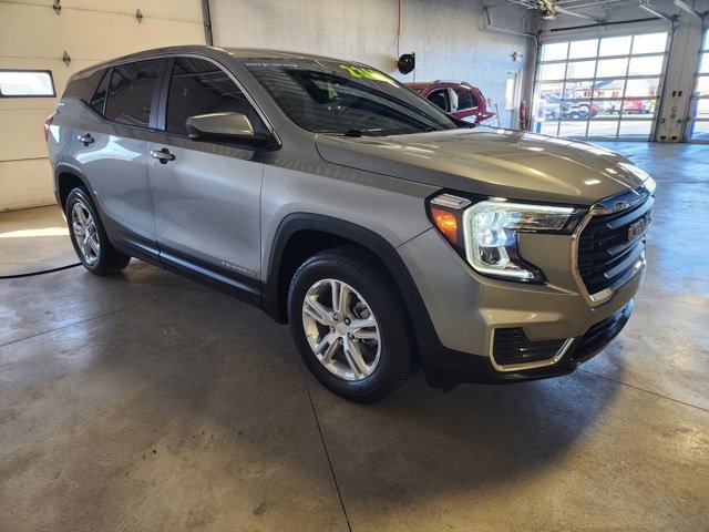 Certified 2023 GMC Terrain SLE image 6